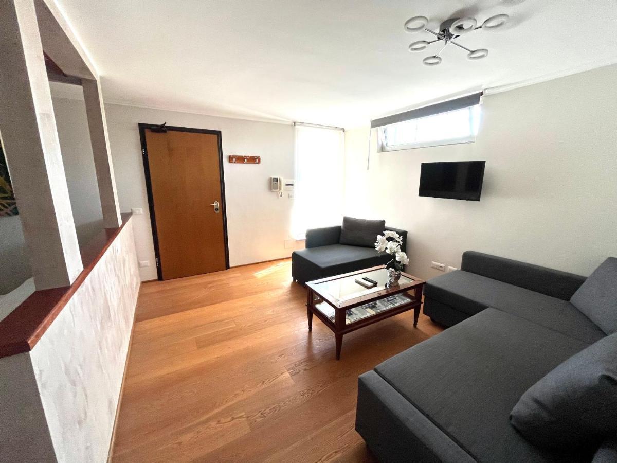 Oderisi Studio Suite Roma Esterno foto
